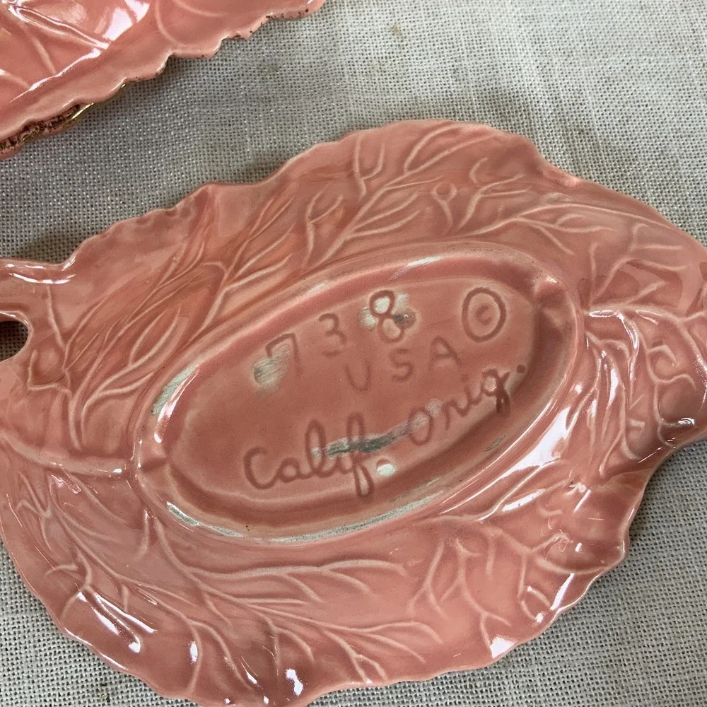 Vtg Set of 4 Pink Coral Leaf Ashtrays Bowl Lid Gold Trim California Pottery #738